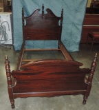 VINTAGE TWIN SIZE MAHAGONY BED WITH RAILS