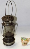 ANTIQUE DIETZ SKATERS LAMP