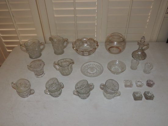 Lot of vintage glass