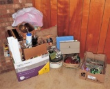Lot of household and decorative items
