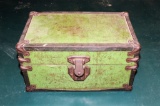 Antique green small doll trunk (10