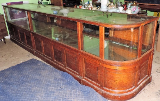 Beautiful 12 Foot 6inch Long Curved Glass Front Country Store Floor Showcase