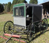 Pennsylvania Amish Buggy with all the Extras