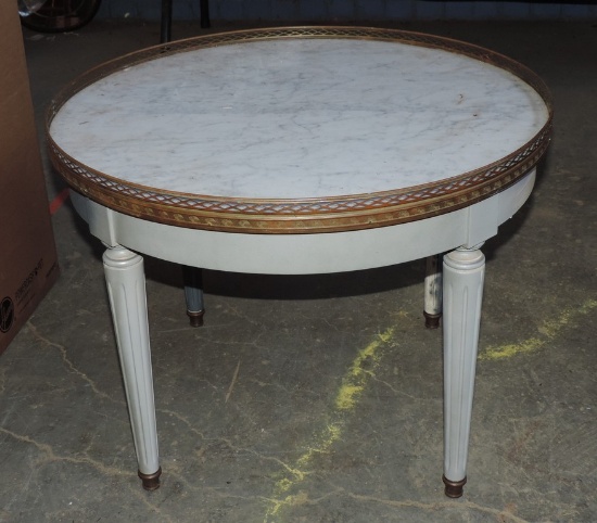1950's wood coffee Table with brass reticulated  edging