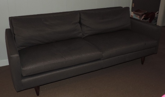 Modern Design Sofa with Wooden Legs