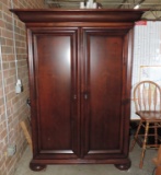 Large 2 Door Wardrobe