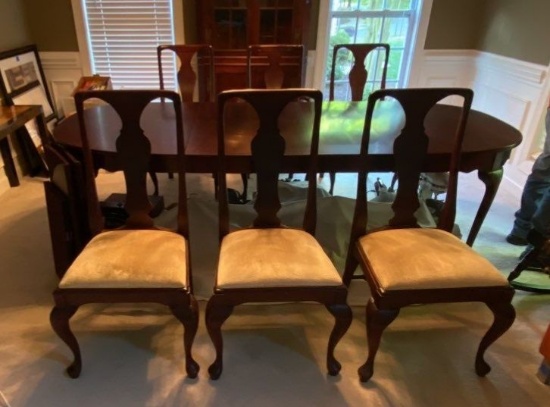 Mahogany Table and 6 Chairs