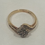 10 Kt. Gold Diamond Chip Ring