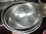 4 Large Aluminum Dish Pans