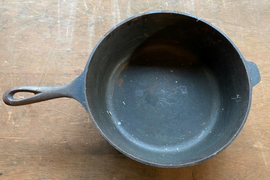 Antique #8 Cast Iron Deep Skillet