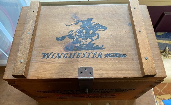 Vintage Winchester Box with Lid