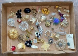 Box Lot Costume Brooches & Pins