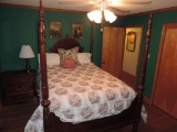 Three-Piece Mahogany Broyhill Four-Poster Bedroom Set