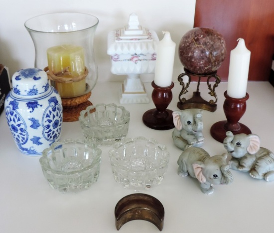 Lot of Decorative Items