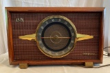 RCA Victor AM/FM Radio in a Wooden Cabinet