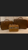 Vintage Three-Piece Samsonite Luggage Set