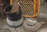 4 Pieces Of Antique Cast Iron Kettles-Cauldron
