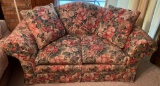 Pennsylvania House Advantage Loveseat