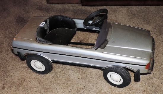 Metal Pedal Car