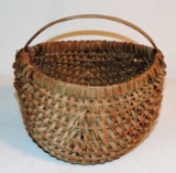 Small NC Antique Buttocks Basket