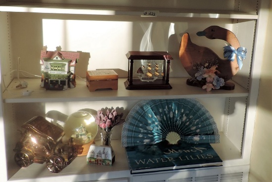 Lot Of Decorative Accessories