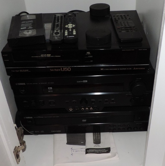 Lot Of Vintage Stereo Equipment