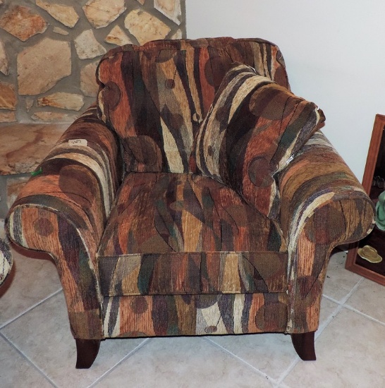 Broyhill Club Chair