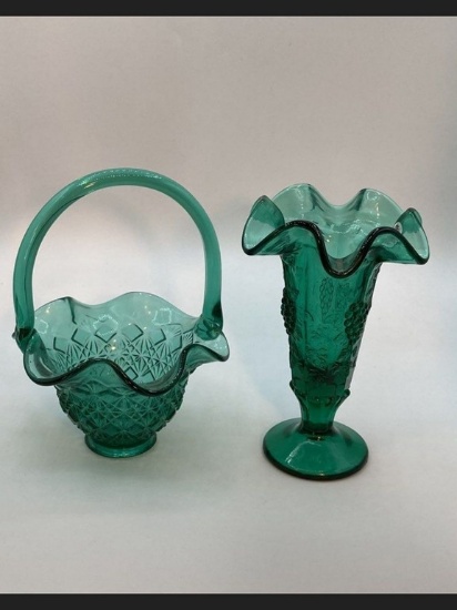 Lot Fenton Dark Green Fenton Glass