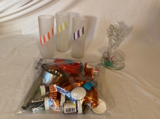 Miscellaneous Kitchen Lot