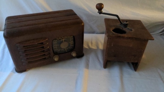 Vintage Zenith Radio and Coffee Grinder