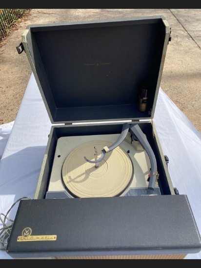 Tri-o-Matic Record Player