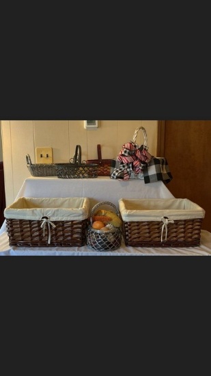 Basket Lot