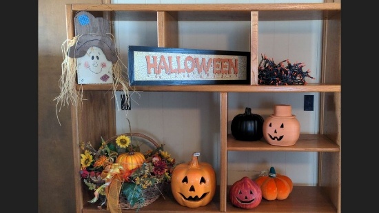 Halloween Decor Lot