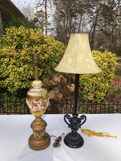 Lot of two lamps