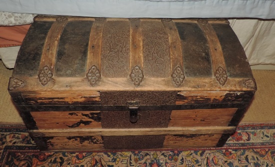 Small Dome Top Trunk