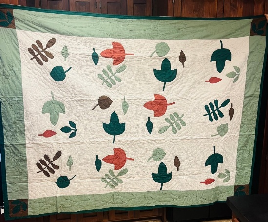 Hand-Crafted Quilt Leaves of Nature Pattern