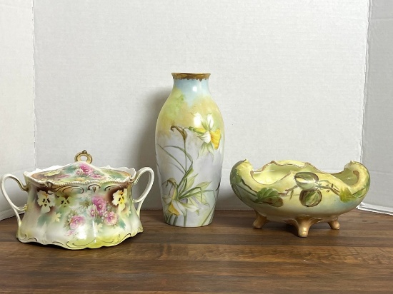 Lot of Fine Victorian Porcelain