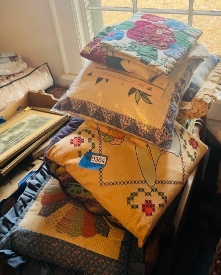 Lot of Vintage Pillows