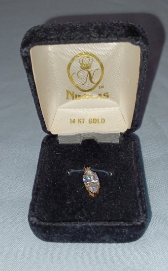 14 K Gold Large Oval White Stone Pendent