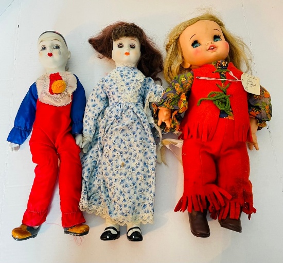 Lot of Dolls