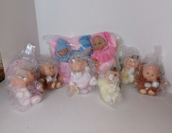 Lot of Cabbage Patch Dolls
