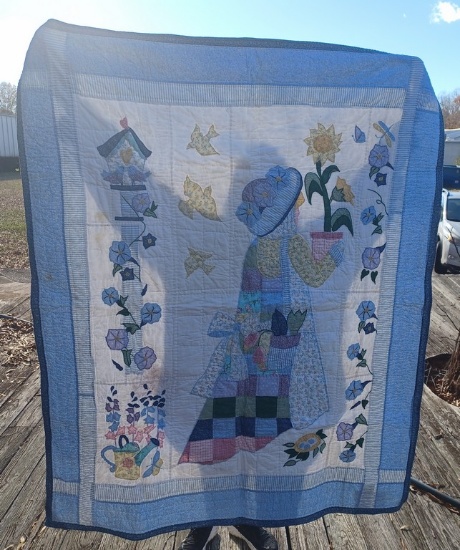 Lot of Throw Quilts