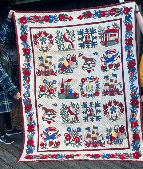 New  Applique Flower Basket Quilt