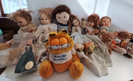 Vintage Antique Doll Collector Lot
