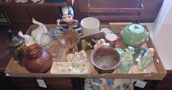 Large Lot of Decorative Household Items