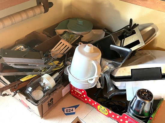 Kitchenware Lot