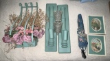 Decorative Wall Lot