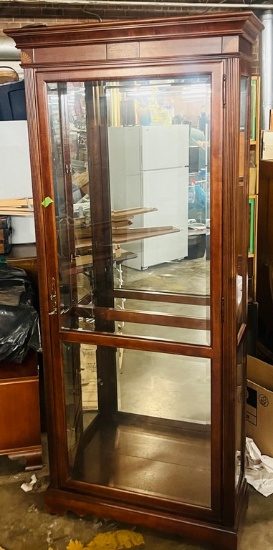 Beautiful Front loading China Cabinet with Locking door