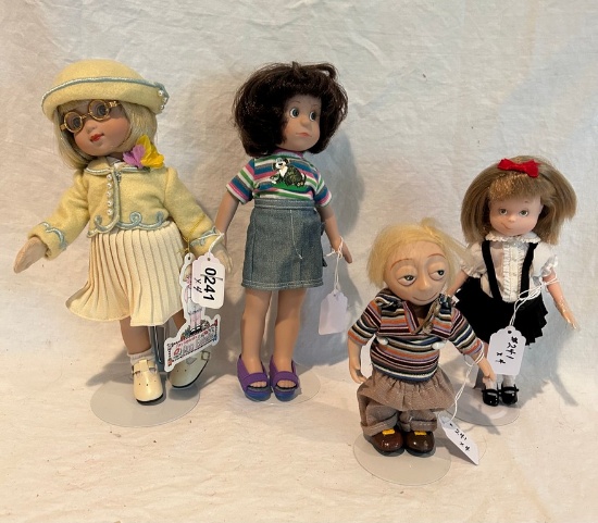 Lot of 4 Dolls