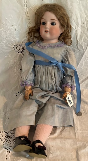 Henrich Handwerck German Bisque with ball jointed body